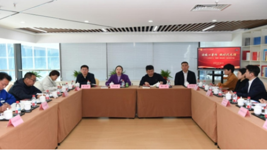 河北石家庄市电子国防工会举办读书分享会