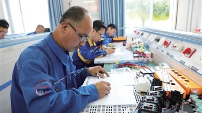 河北省迁西县总工会举办两届装备专用钢产业集群职工职业技能竞赛 助力产业工人强弱项、补短板
